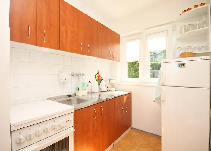 Apartman By The Sea - 7806